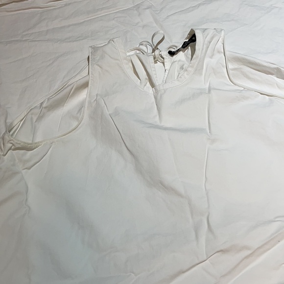 Zara dress - Picture 3 of 8